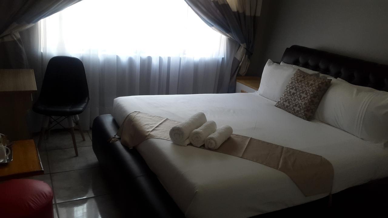 Tintech Bed & Breakfast Francistown Exterior photo
