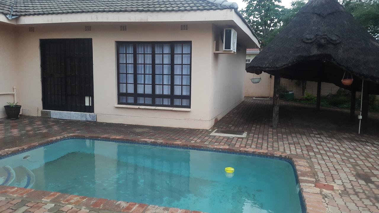 Tintech Bed & Breakfast Francistown Exterior photo