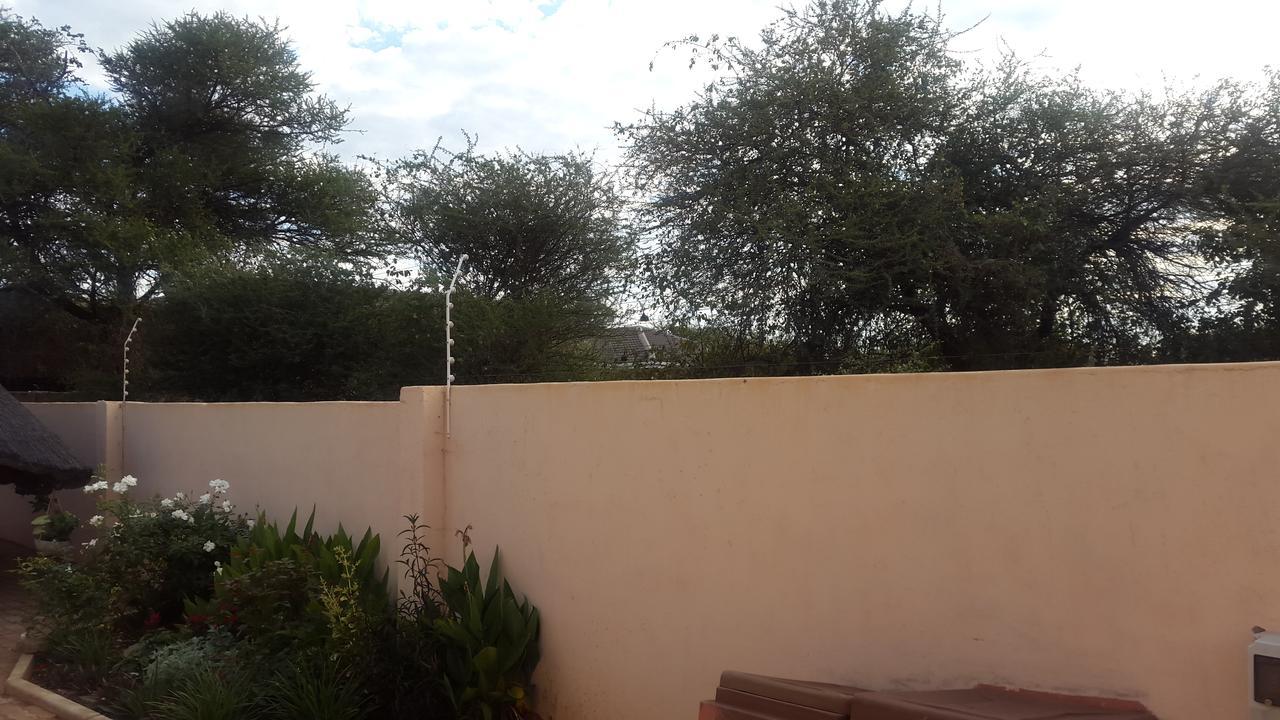 Tintech Bed & Breakfast Francistown Exterior photo